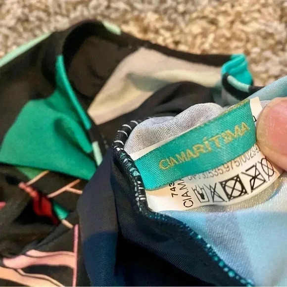 One piece swimsuit - Picture 3 of 3